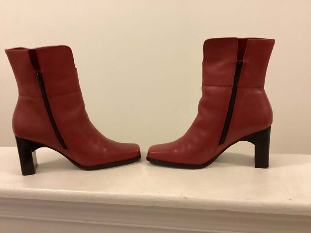 Sandra Red Leather Square Toe Block Heel Ankle Boots - Picture 3 of 7